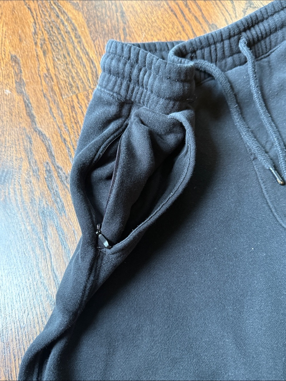 Holister relaxed jogger men’s size XS used condition - Picture 11 of 14